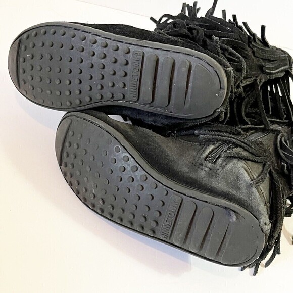Minnetonka Moccasin Girls Black Boots 3 Layer Fringe Sz 12 Syle 2659 Leather - Picture 9 of 12